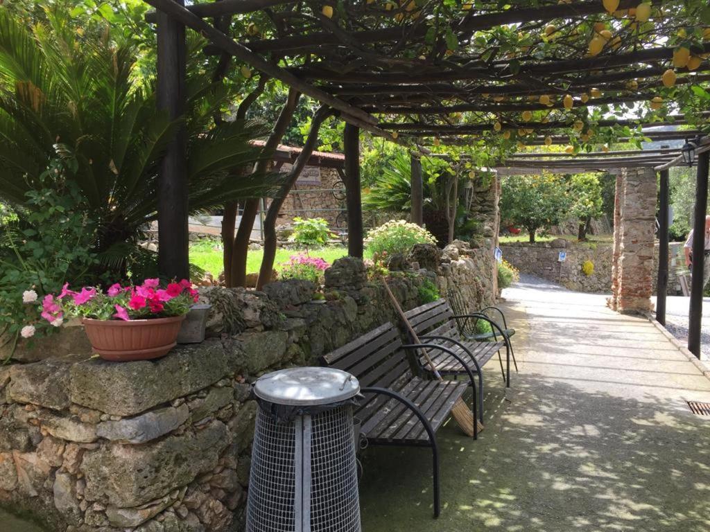 Agriturismo I Lamoi فينالي ليغوري المظهر الخارجي الصورة
